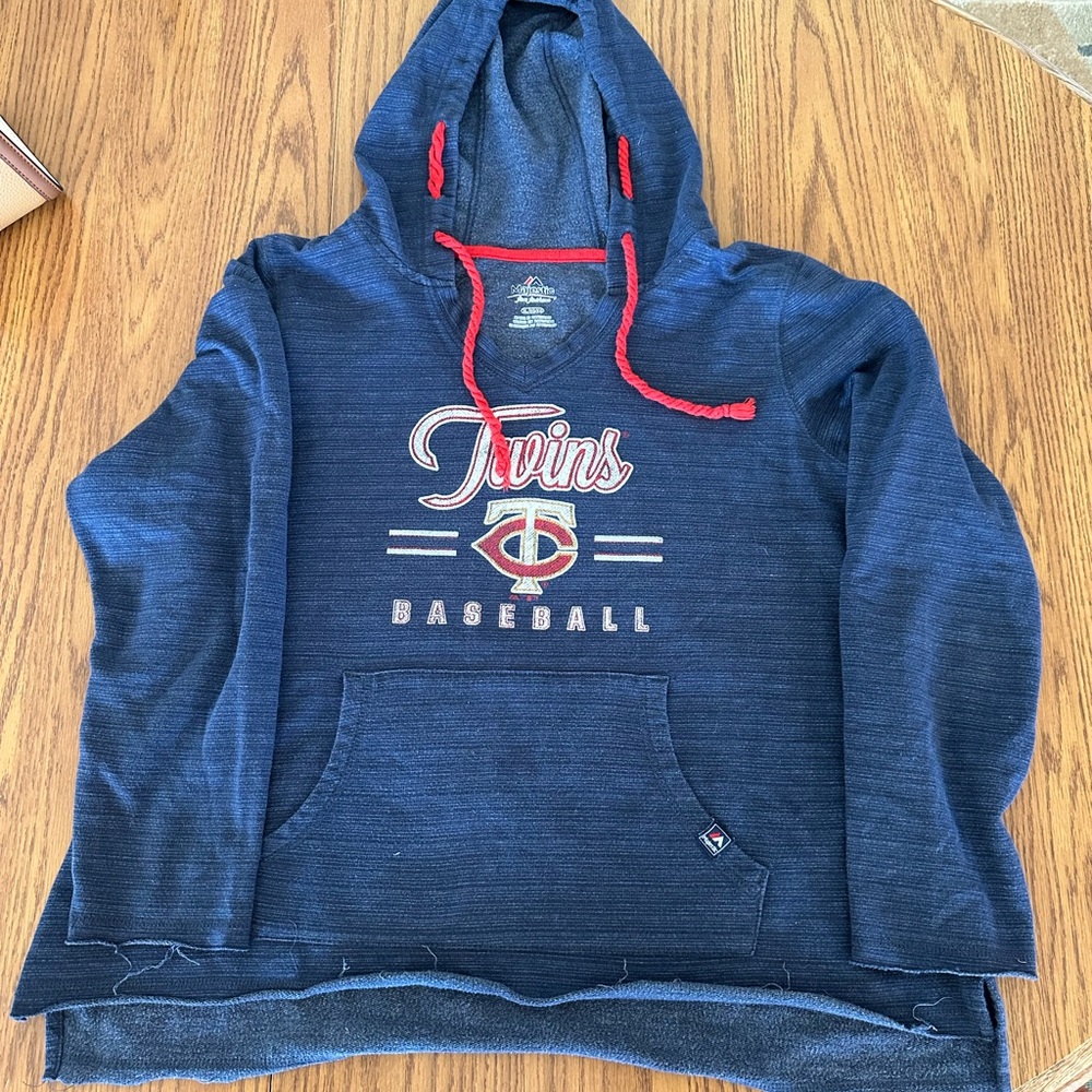 Minnesota Twins hooded sweatshirt